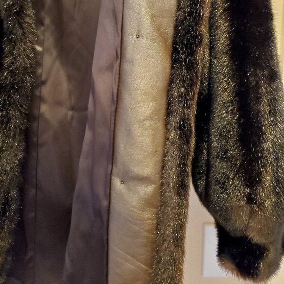 UNISEX Elegant French Designer Tissavel Brown Faux Fur Mink Coat! - Picture 10 of 11